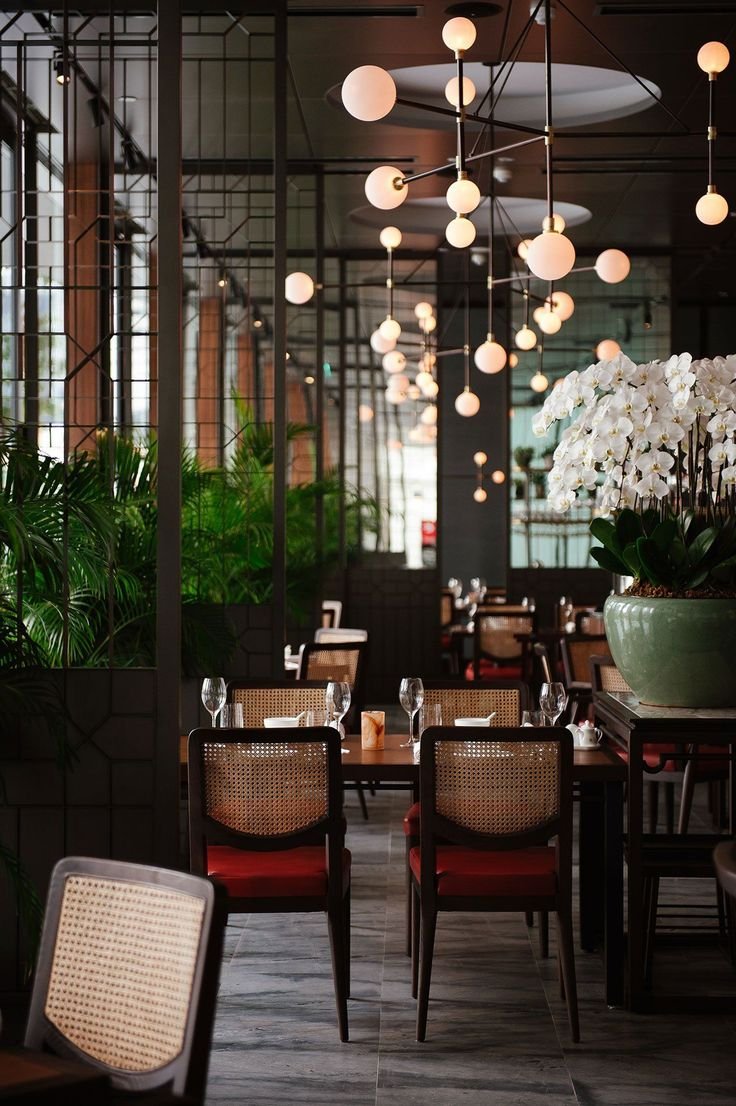 Уютный ресторан интерьер