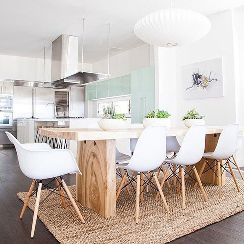 Кухня столовая белая с деревом