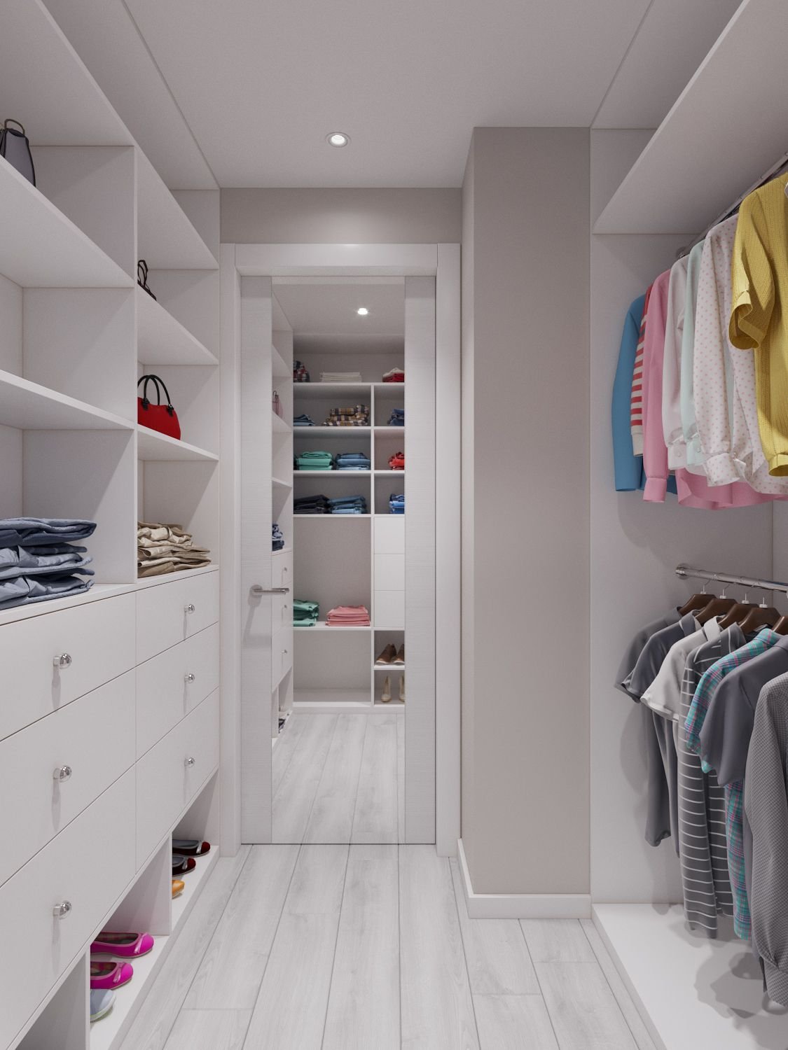 Узкая гардеробная