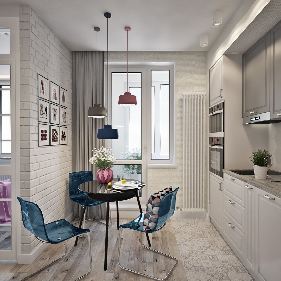 Кухня с выходом на балкон