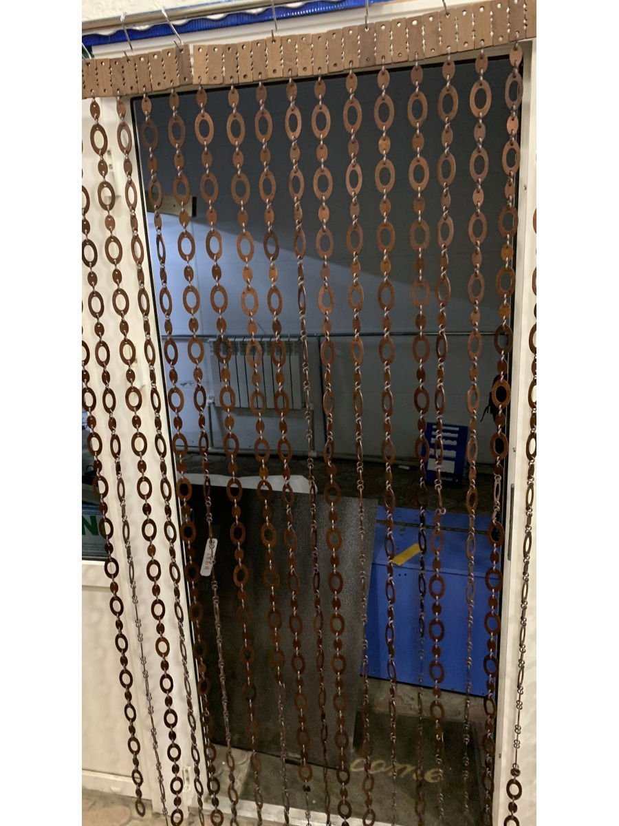 Деревянные шторы на дверной проем