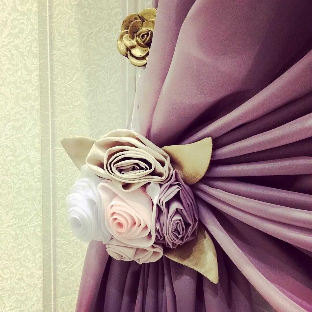 Подхваты для штор с цветами