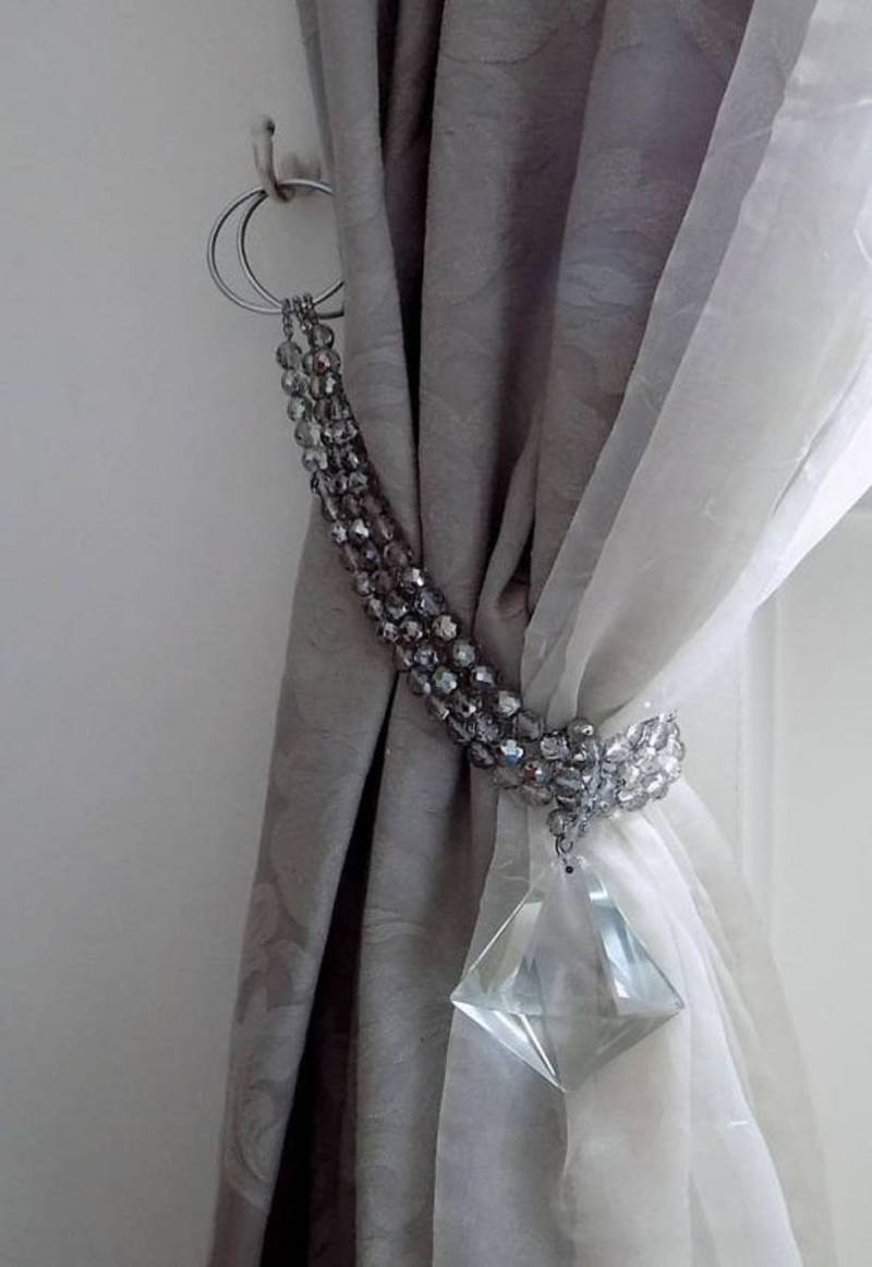 Держатели для штор из ткани