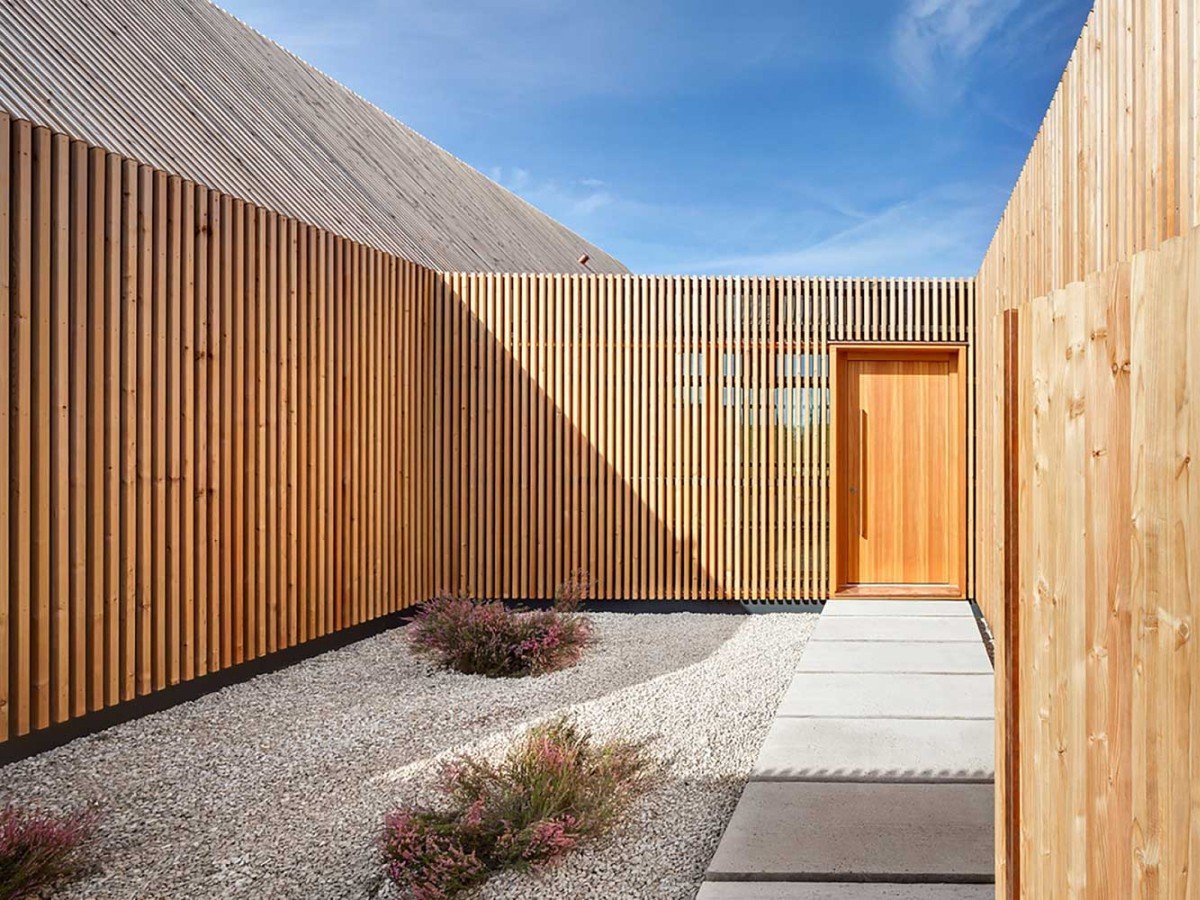 Барнхаус лиственница