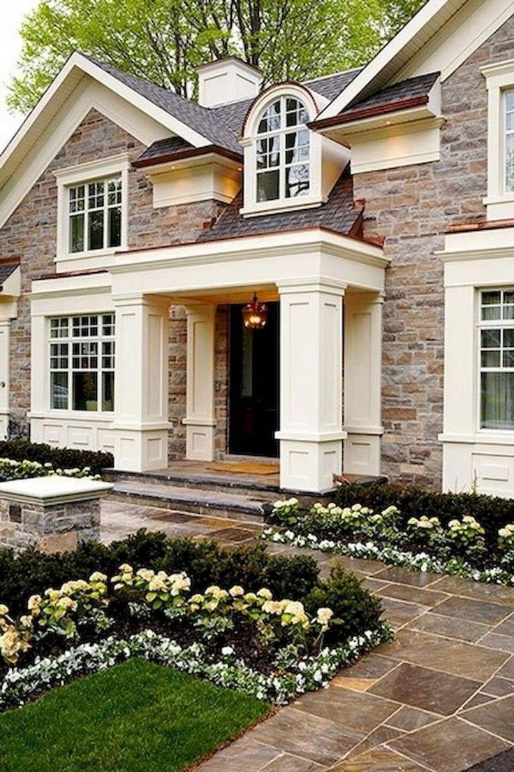 Красивые фасады домов