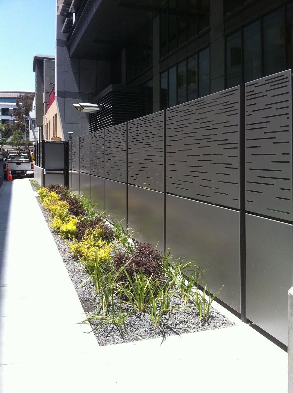 Стильный современный забор