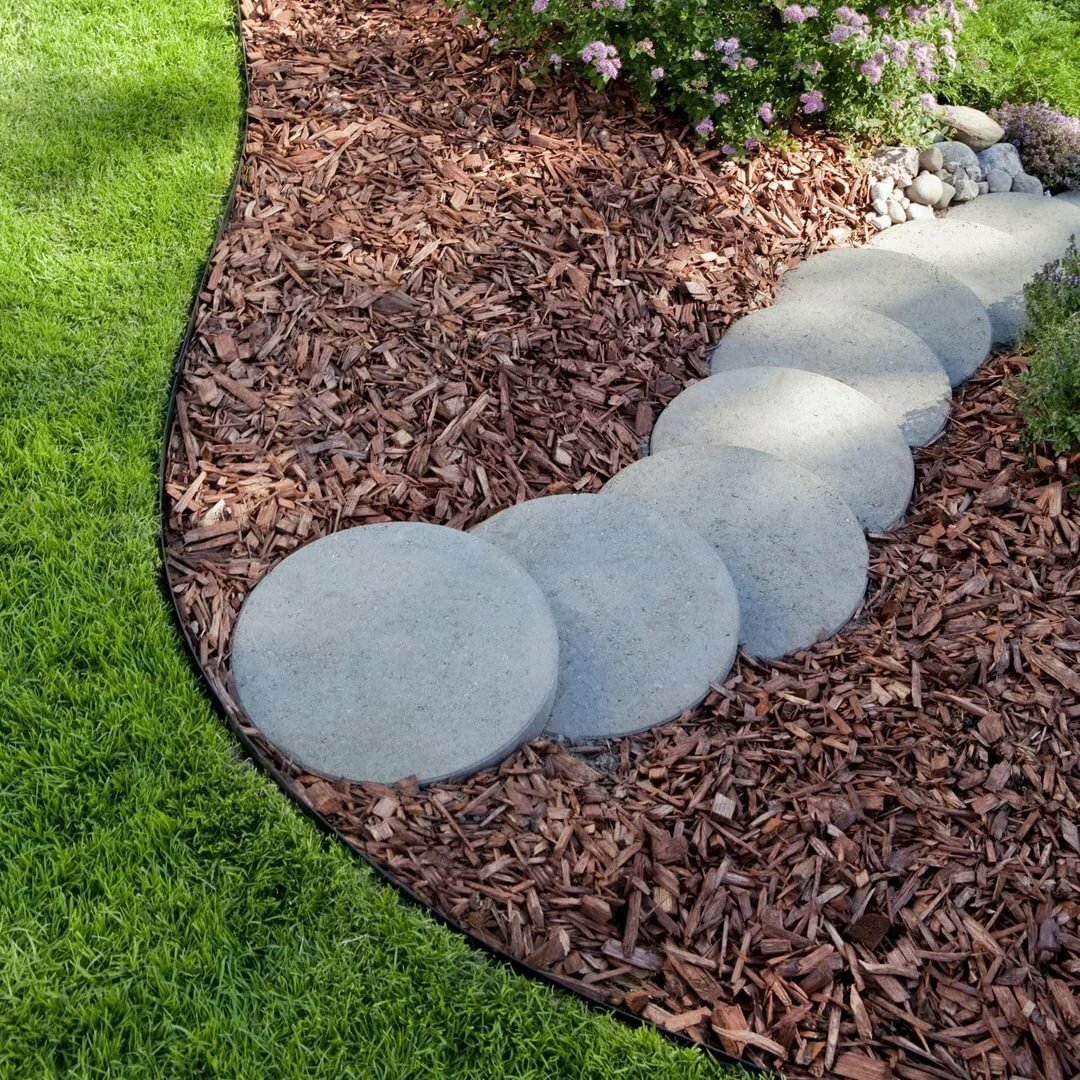 Керамзит на клумбе