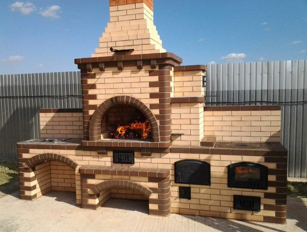 Барбекю из кирпича