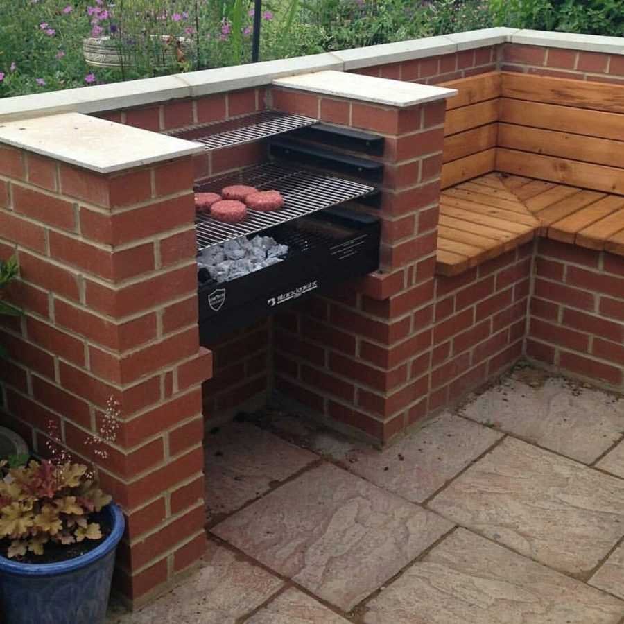 Барбекю для дачи из кирпича