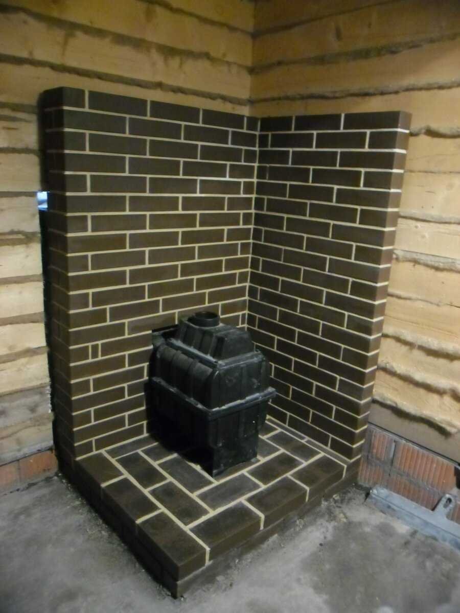 Кирпичная банная печь с выносной топкой
