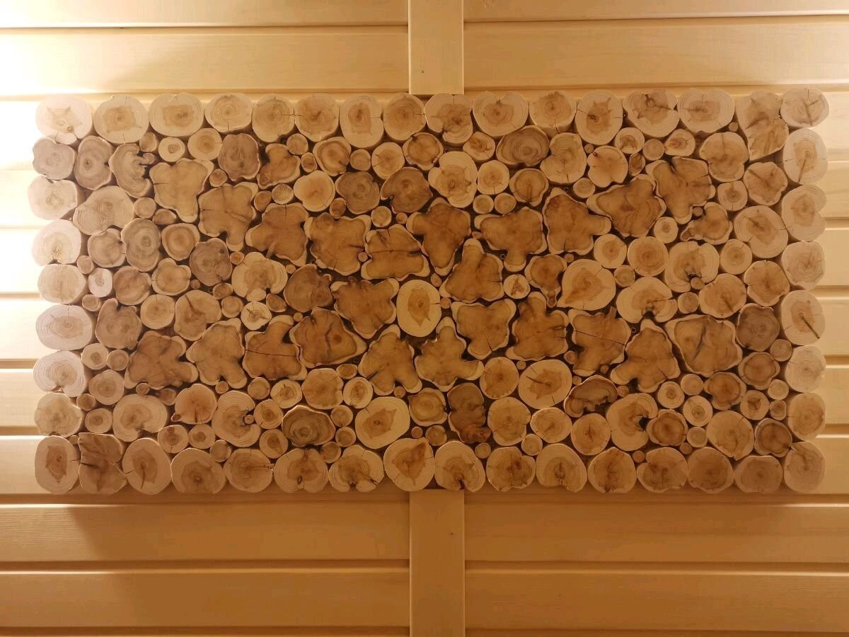 Панно из можжевельника для бани