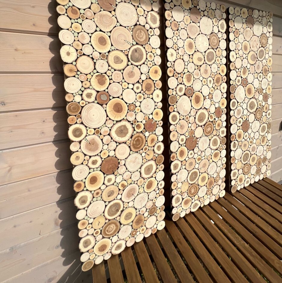 Панно с деревьями в интерьере спальни