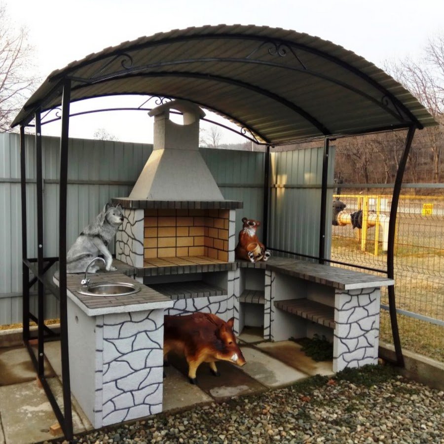 Беседка с барбекю