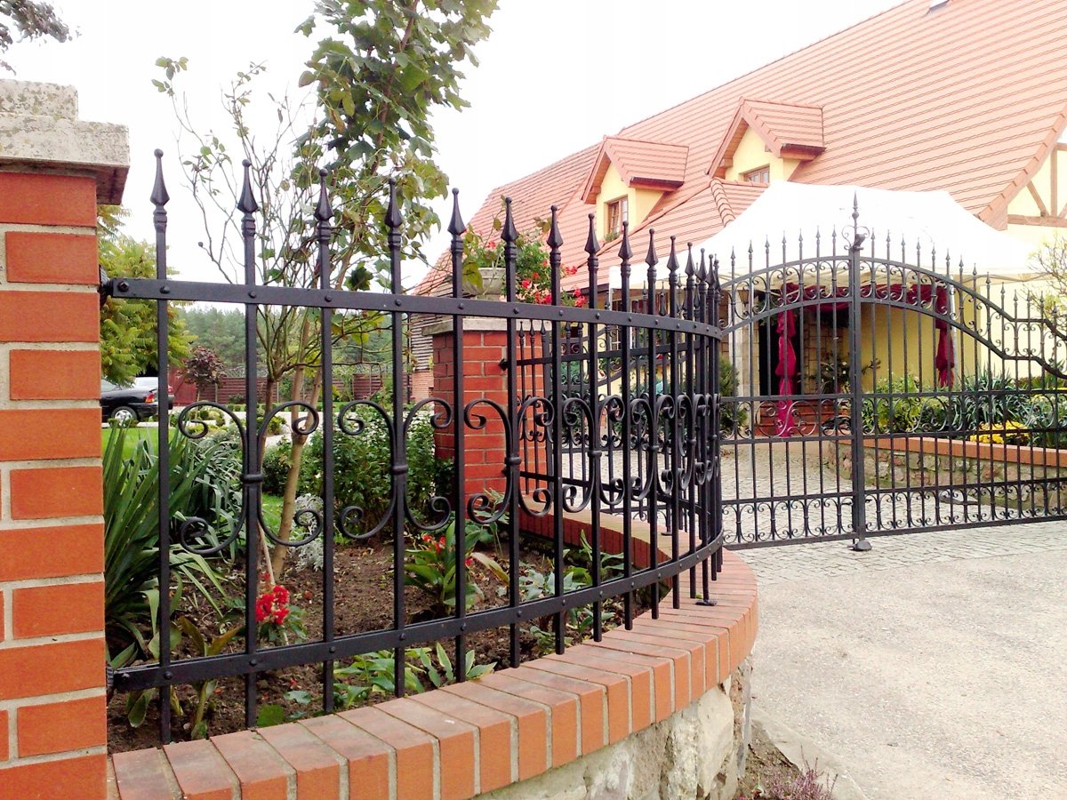 Кованый забор для палисадника