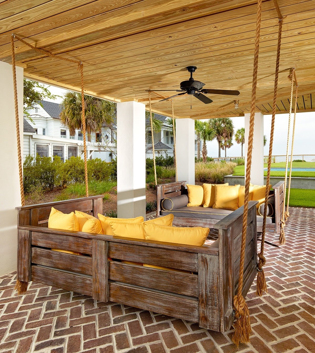 Деревянная мебель для террасы