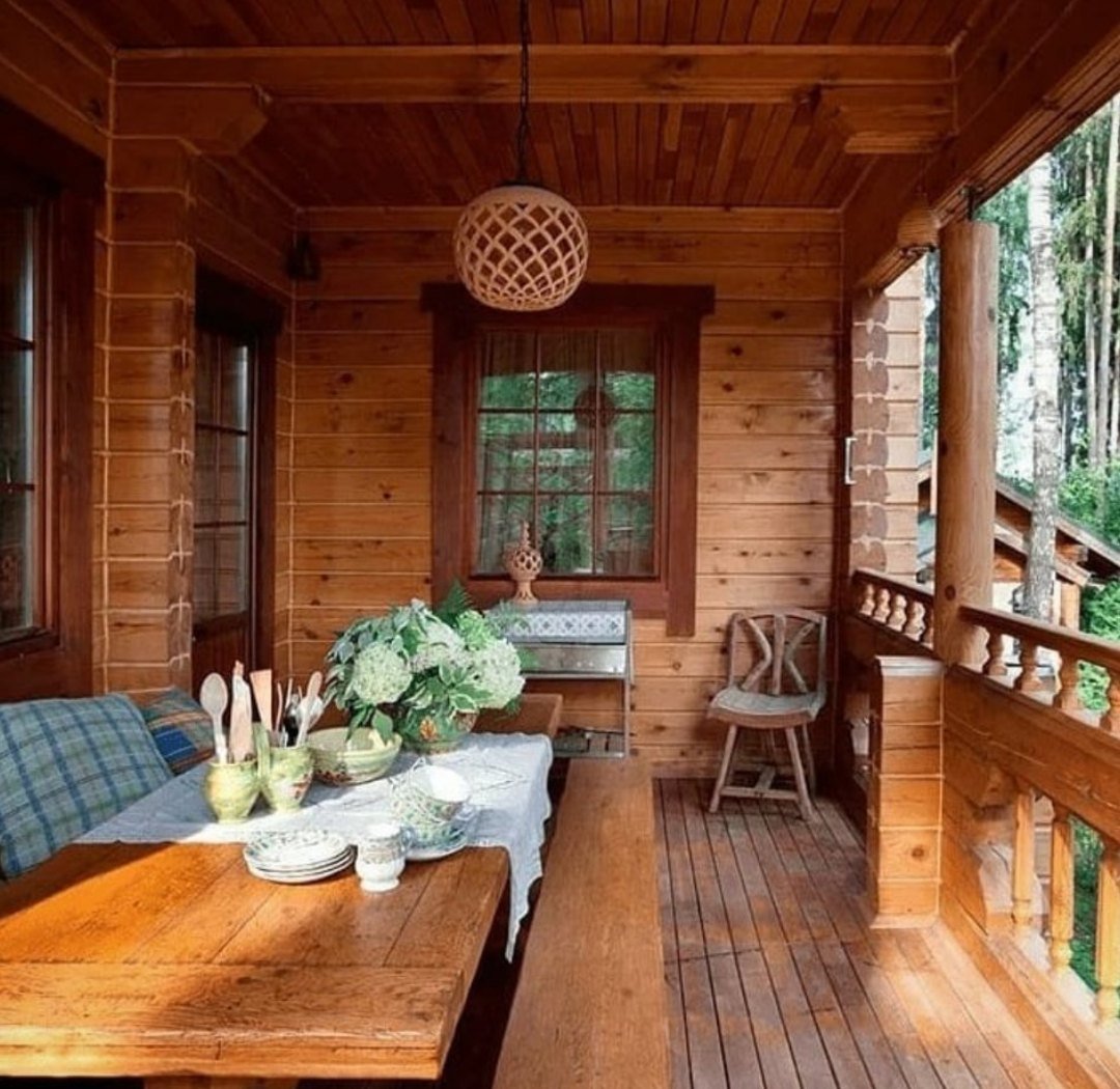 Столы на веранду для дачи