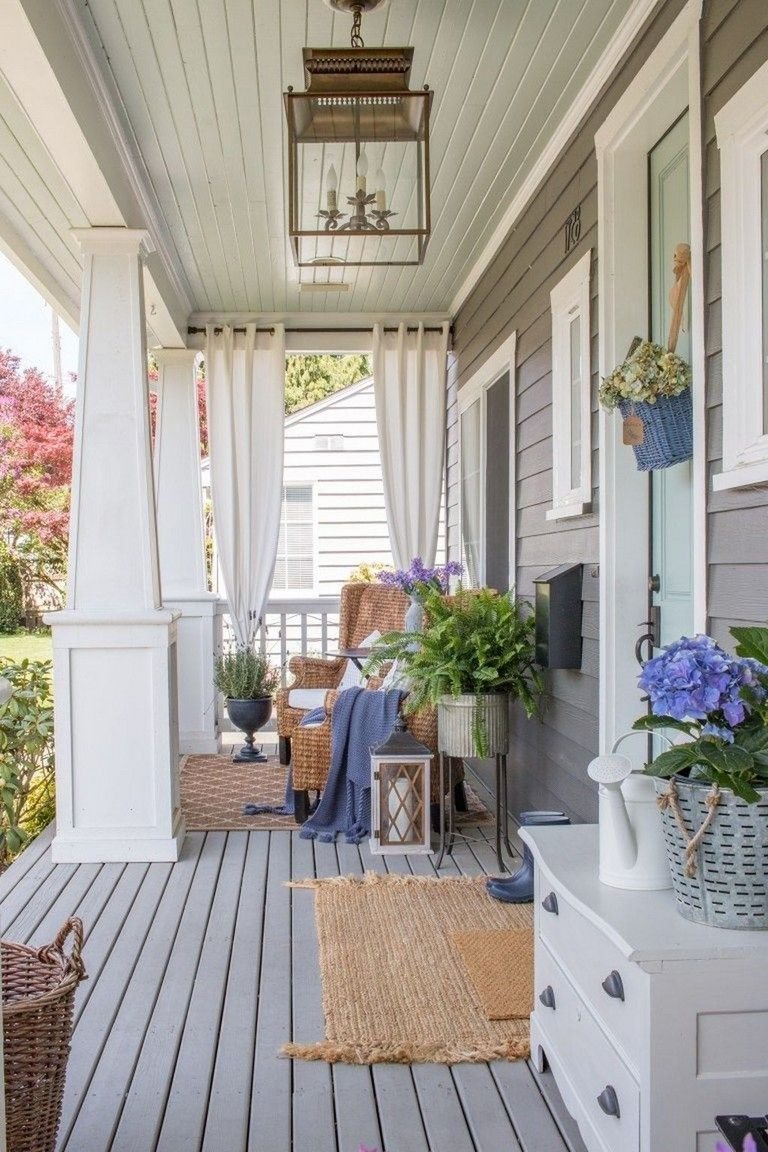 Интерьер маленькой веранды