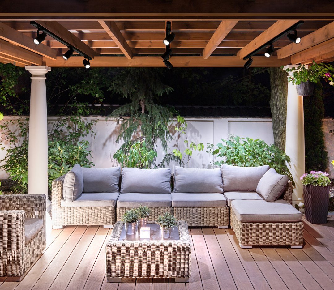 Освещение в беседке на даче