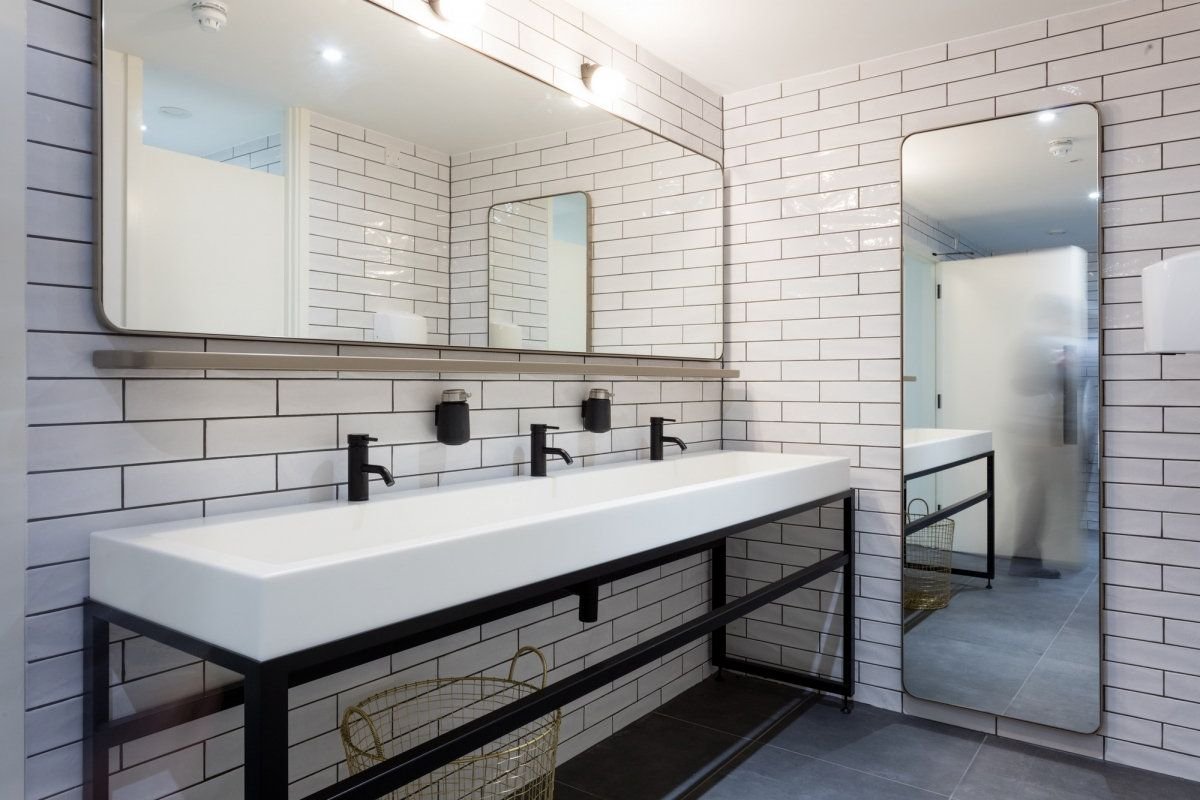 Плитка для санузла в офис