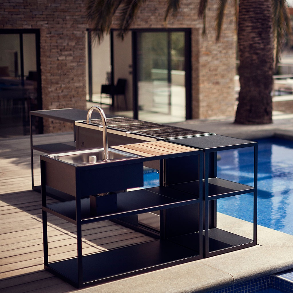 Уличная кухня из металла