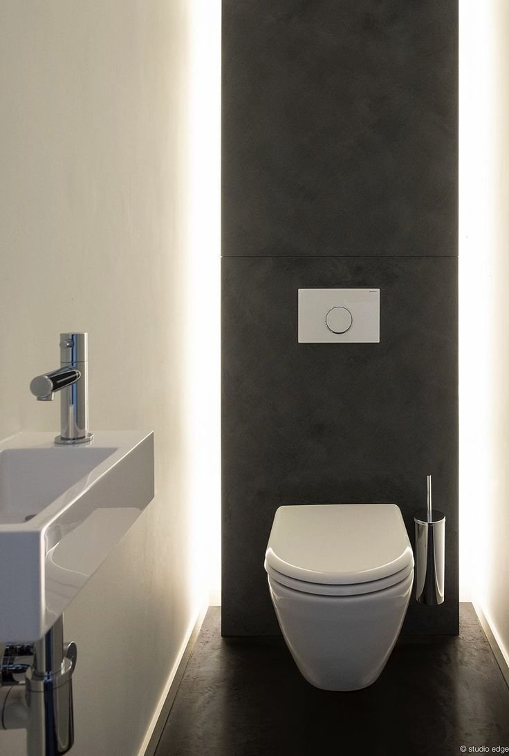 Интерьер туалета с инсталляцией