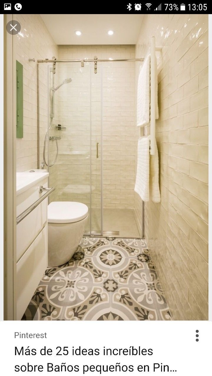 Узкий санузел с душевой кабиной