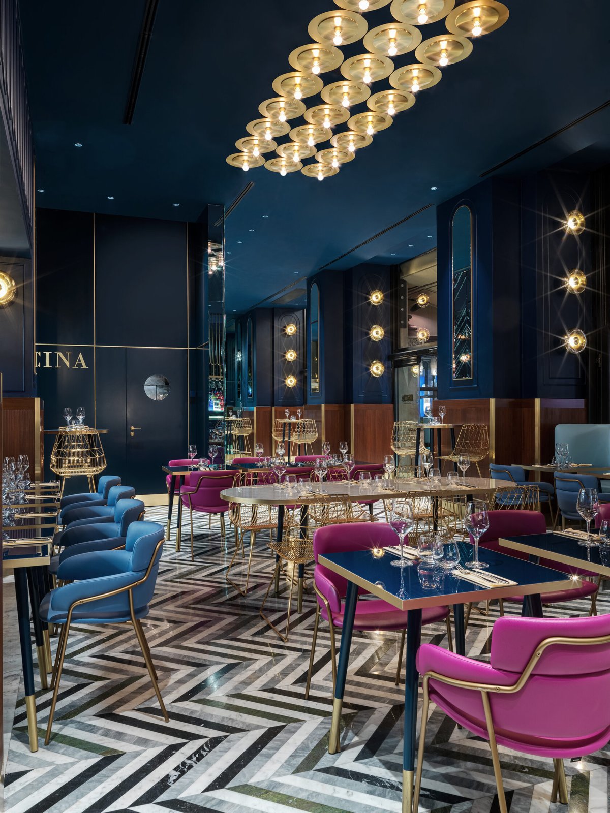 Интерьер ресторана