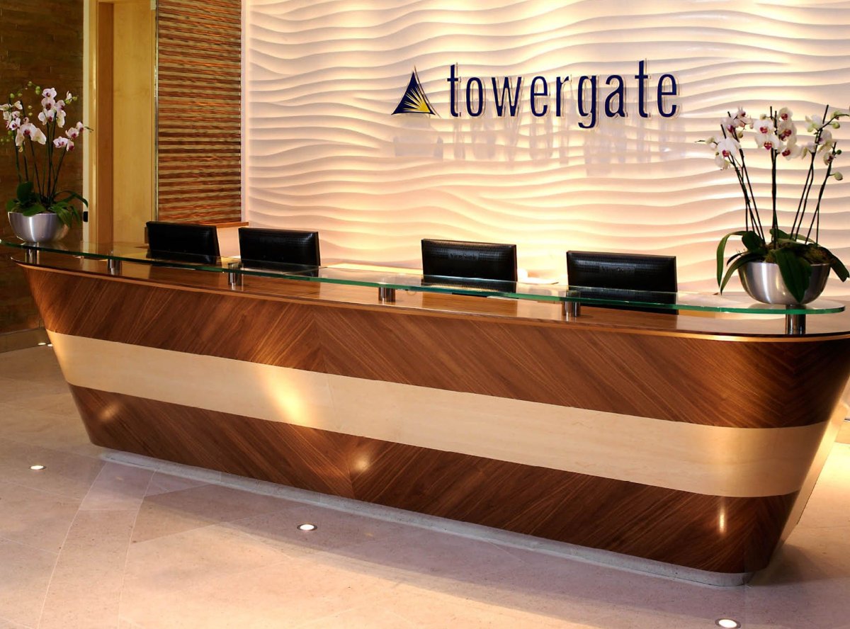 Стойка ресепшена в гостинице