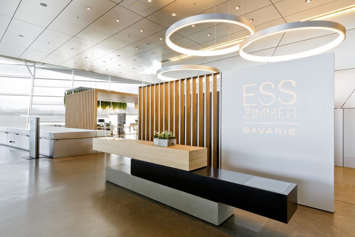 Интерьер зоны ресепшн