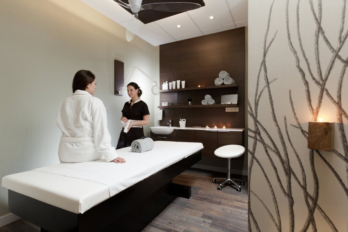 Массажный салон интерьер