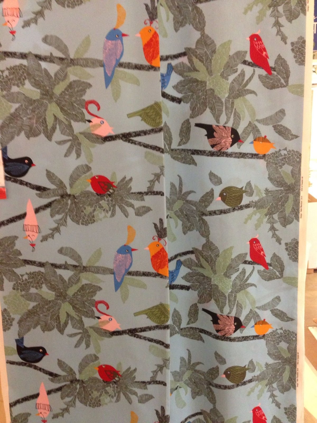 Тюль с птицами