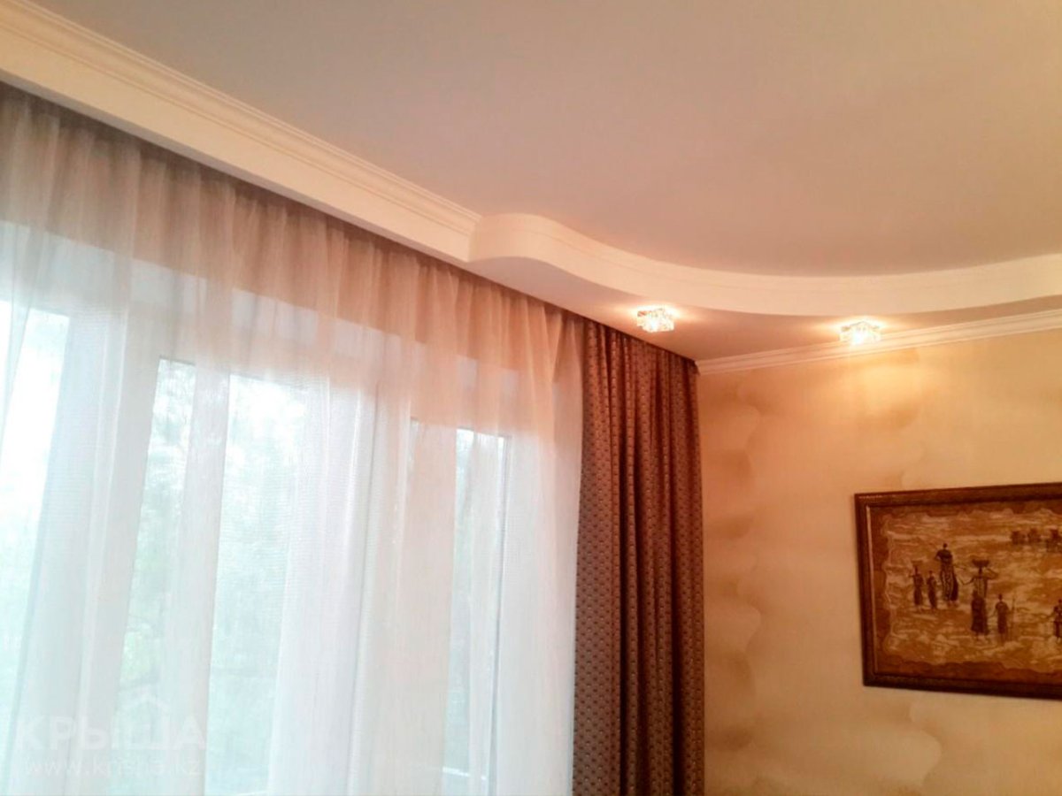 Потолок с нишей для штор