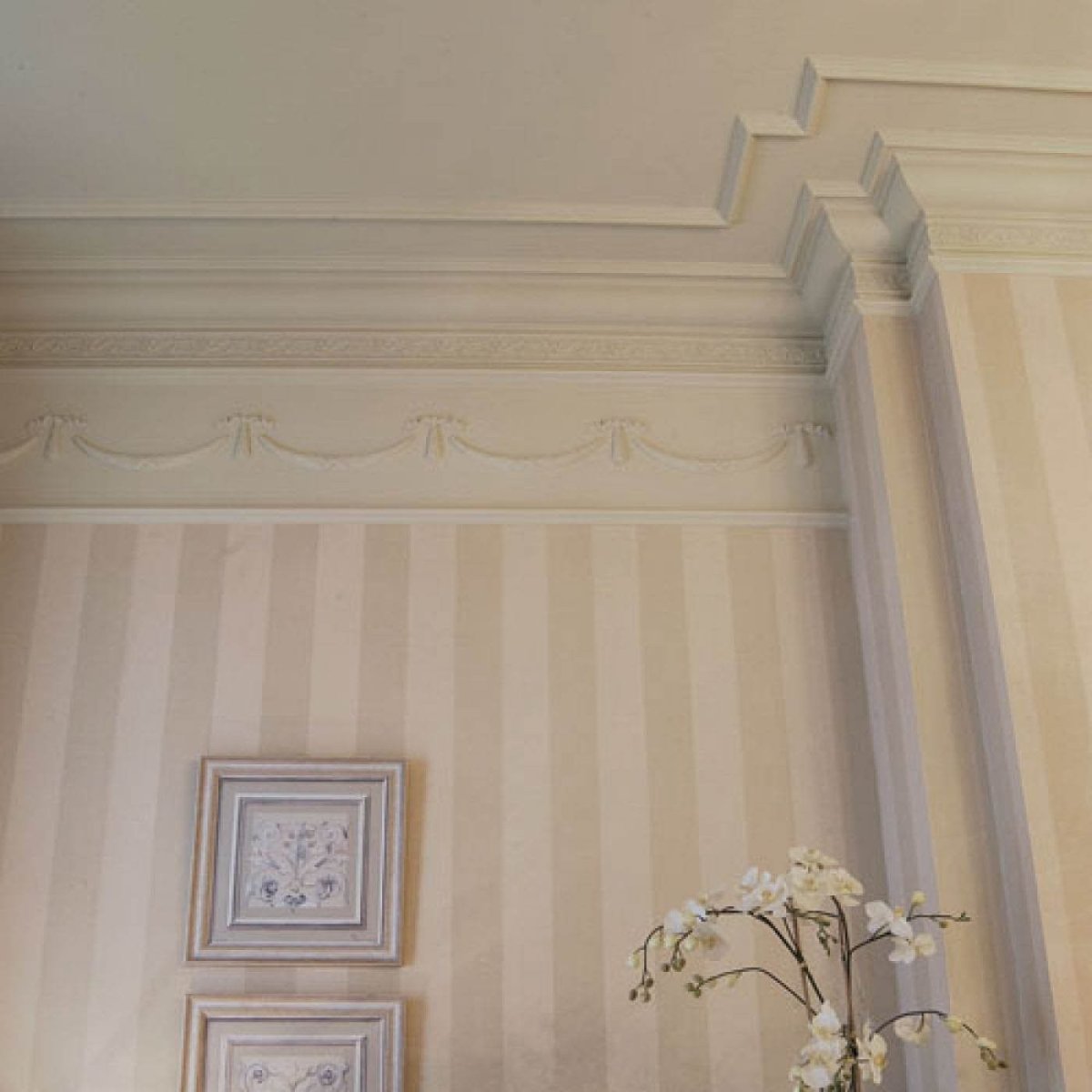 P7020 молдинг Orac Decor