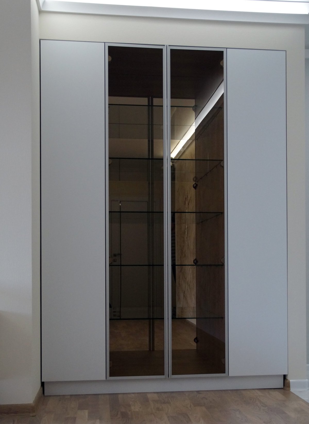 Фасад стекло с профиль z12