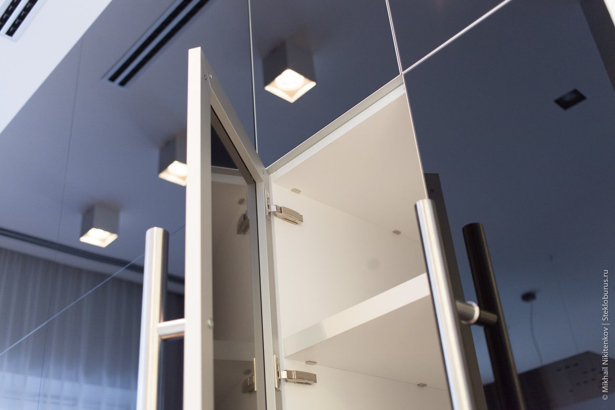 Профиль для фасадов из стекла