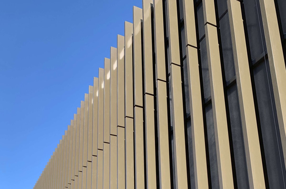 Фасадная кубообразная рейка