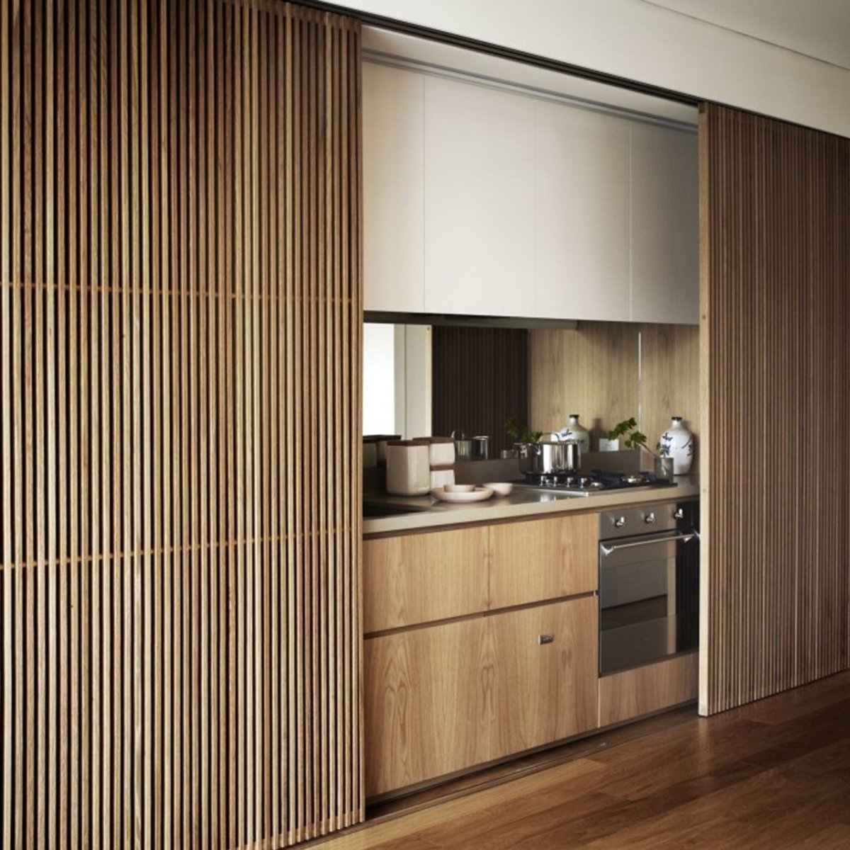 Реечные фасады для кухни