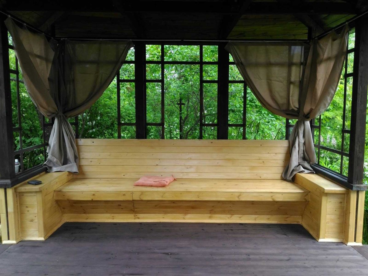 Беседка с подиумом