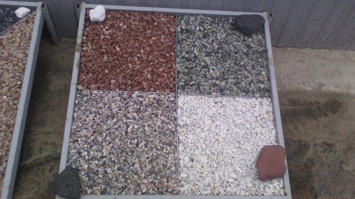 Подсыпка мраморной крошкой