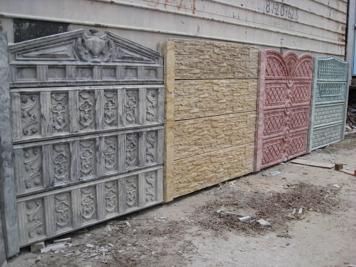 Декоративный бетонный забор