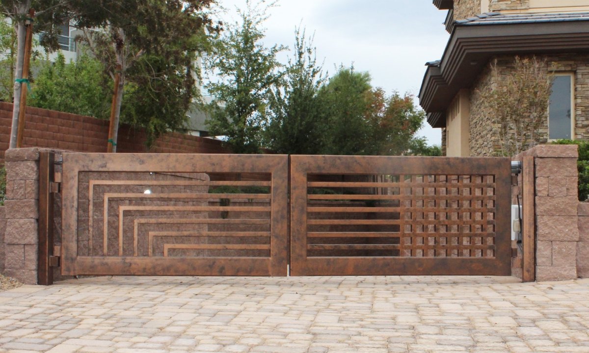 Забор калитка Райт стиль