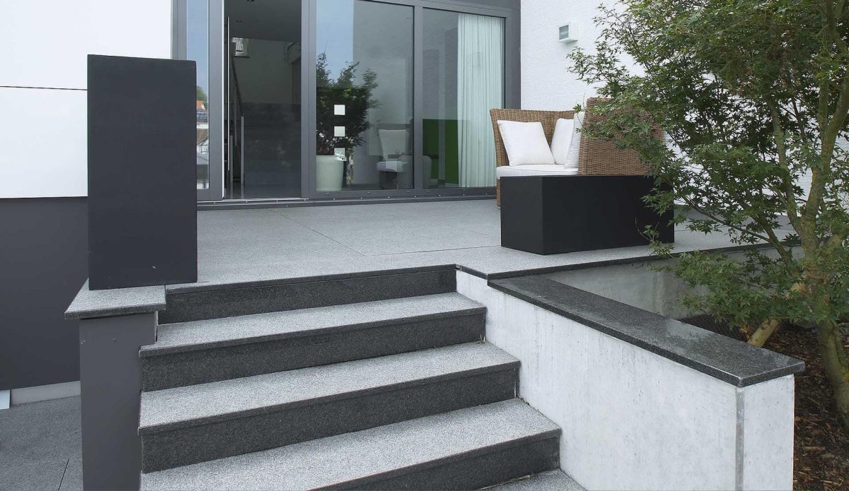 Крыльцо гранит Абсолют Блэк