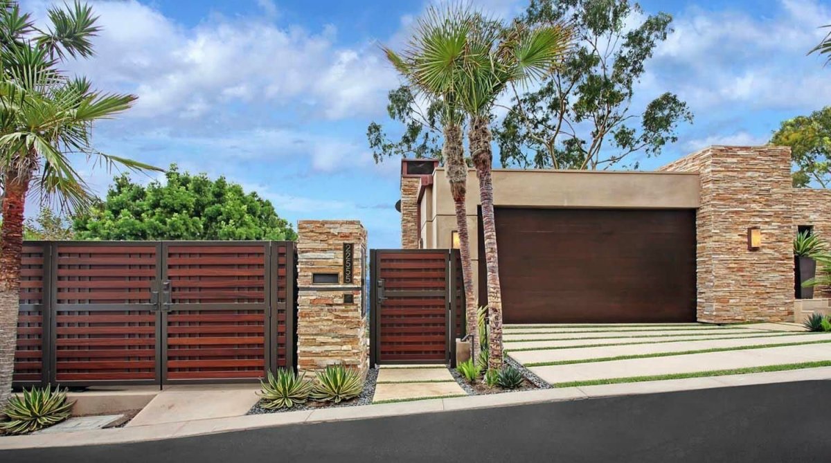 Забор в стиле лофт