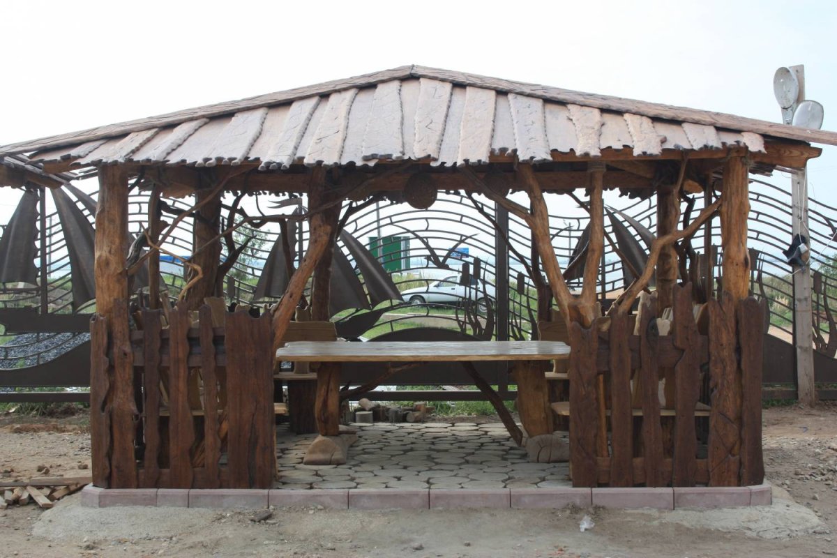 Беседка под старину