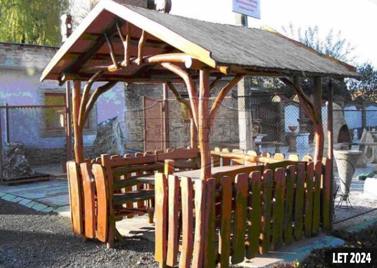 Беседка для дачи из горбыля