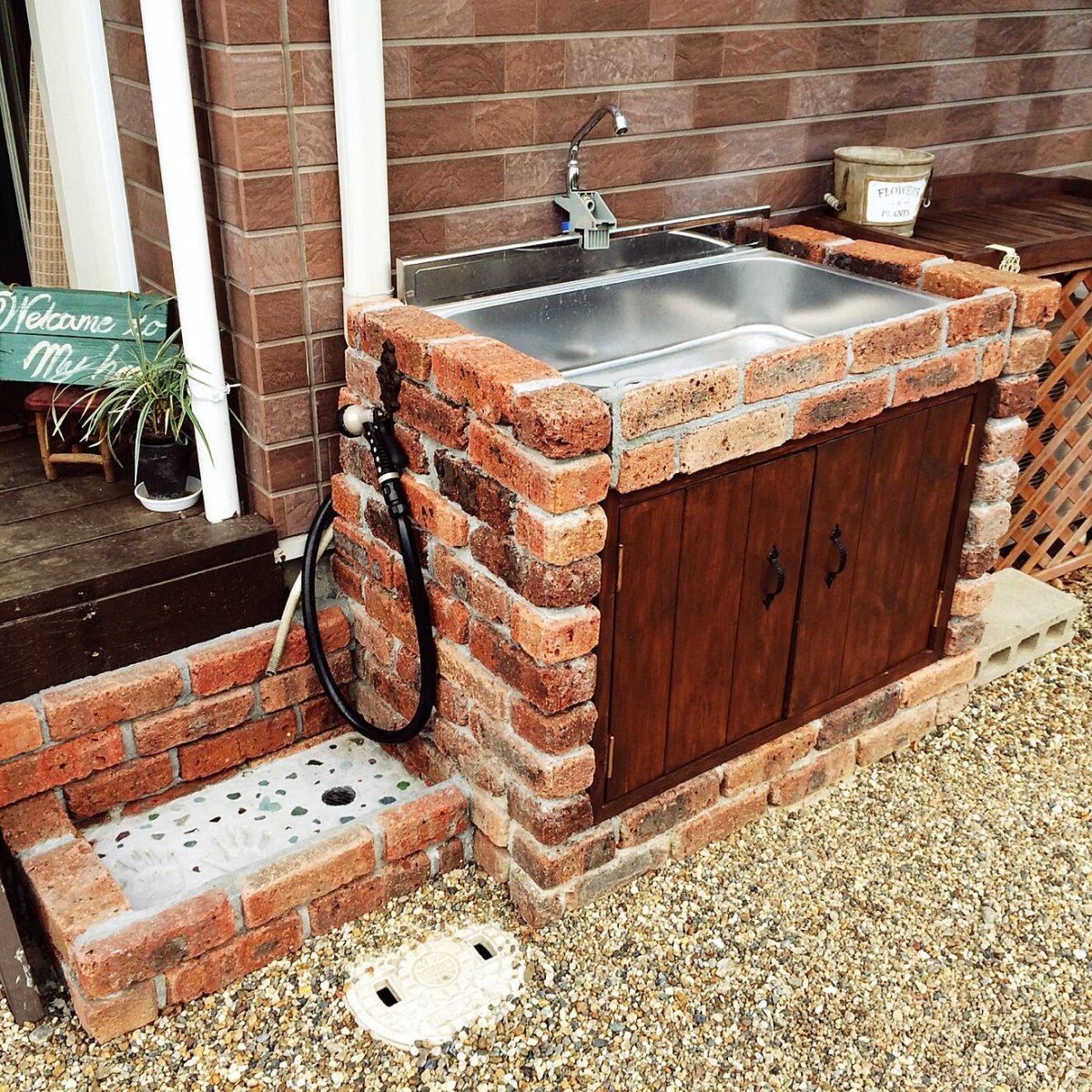 Умывальник из кирпича