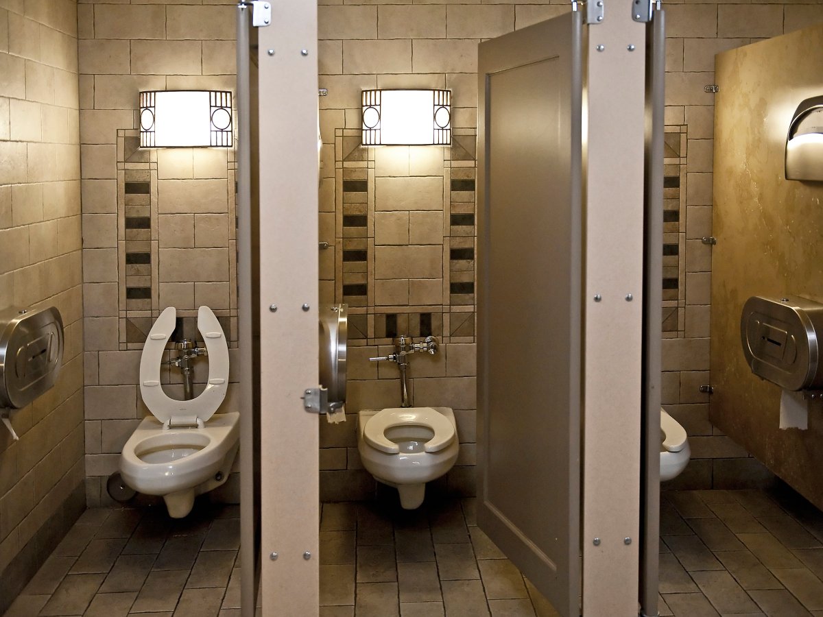 Общественный туалет