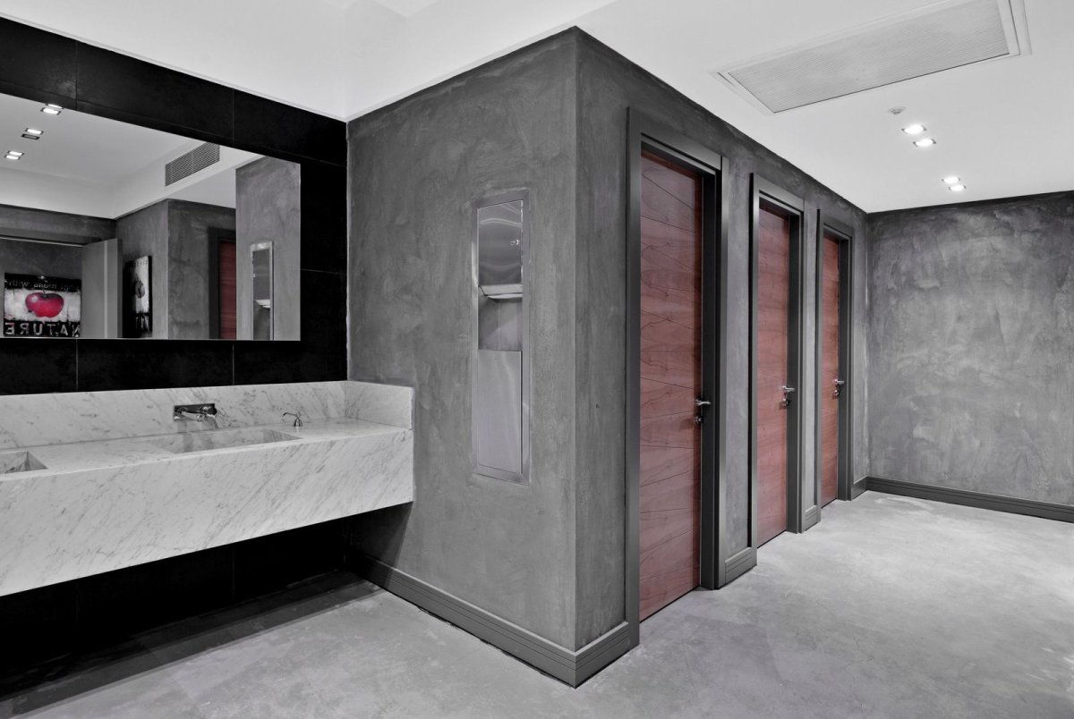 Туалет в здании