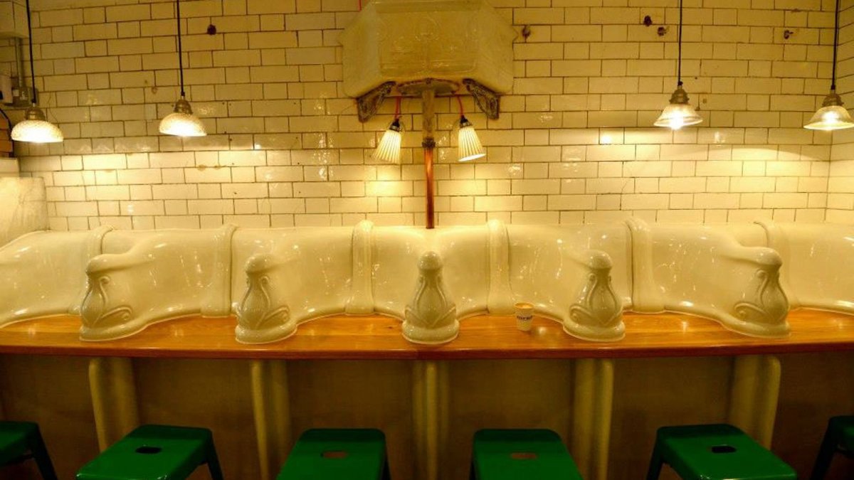 Attendant Лондон