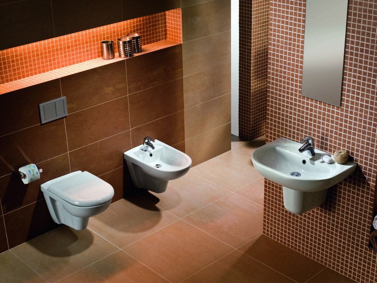 Инсталляция сантихникиcersanit